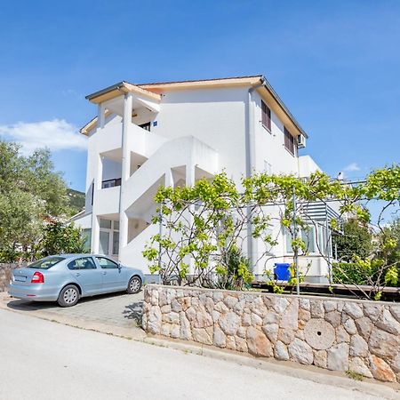 Apartments Mikulina Baška Eksteriør bilde